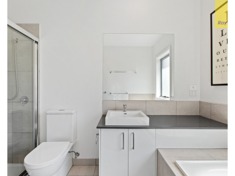 4/106 William Street, St Albans VIC 3021