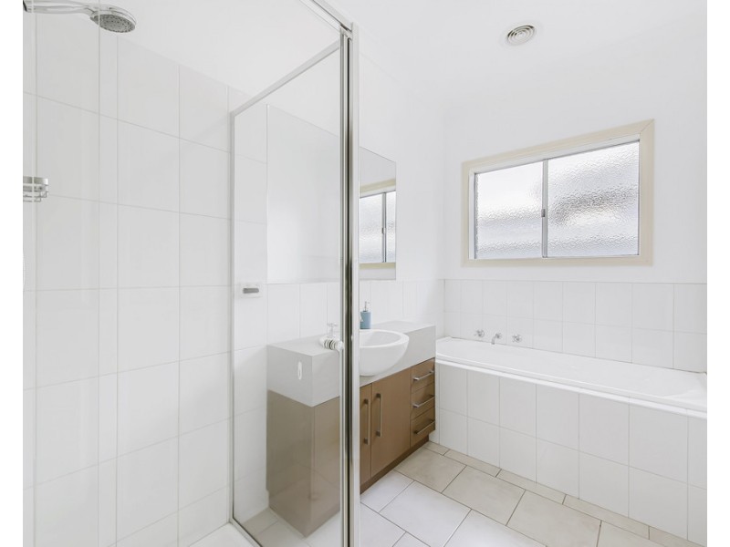 1A Gottard Court, Keilor Downs VIC 3038