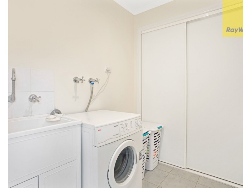 2/59 Jade Way, Hillside VIC 3037