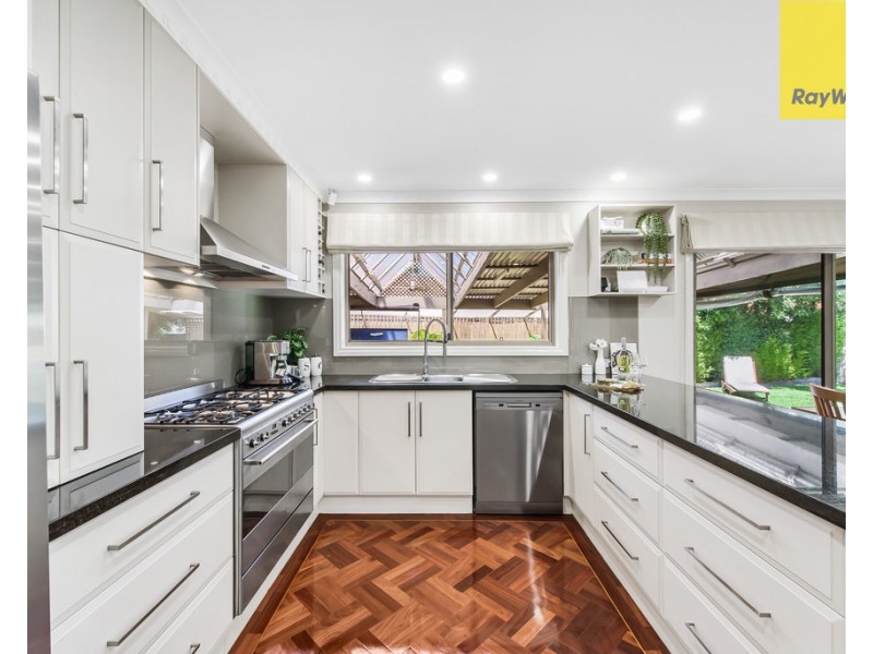 45 Solent Crescent, Taylors Lakes VIC 3038