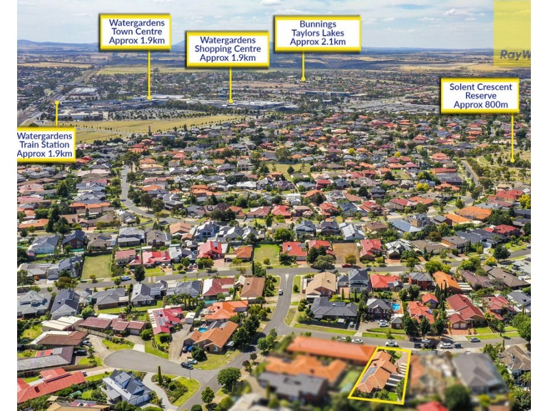 45 Solent Crescent, Taylors Lakes VIC 3038