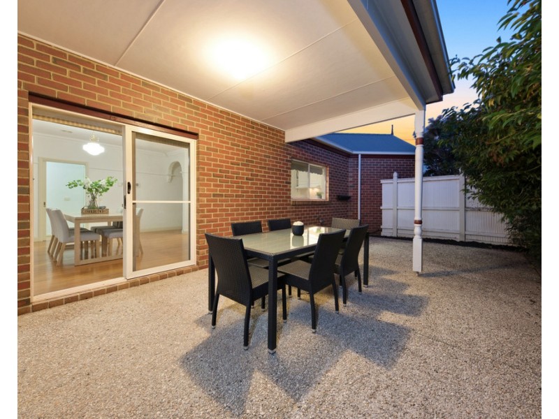 48 Jacaranda Drive, Taylors Hill VIC 3037