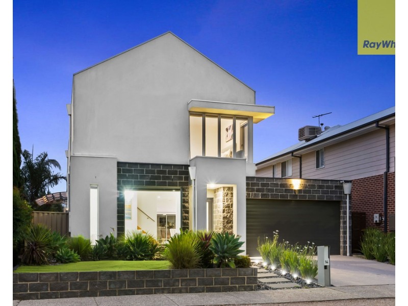 14 Lawson Way, Caroline Springs VIC 3023