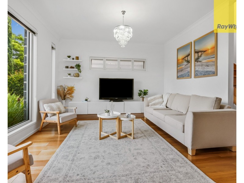 14 Lawson Way, Caroline Springs VIC 3023