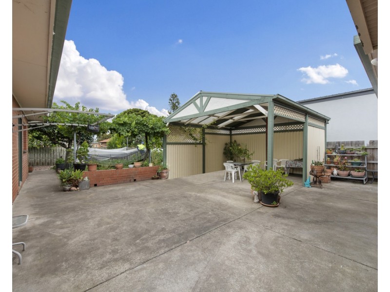 111 Moore Road, Airport West VIC 3042