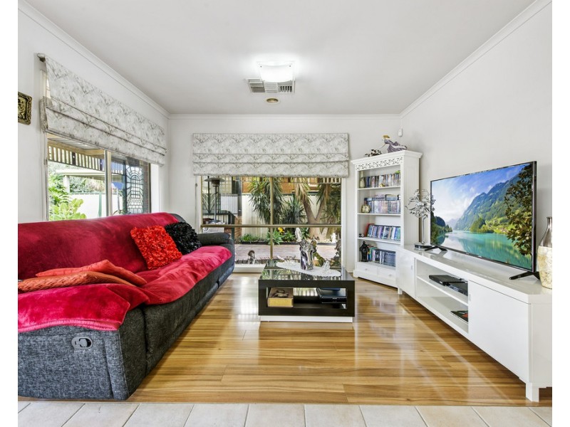 6 Antonie Avenue, Delahey VIC 3037