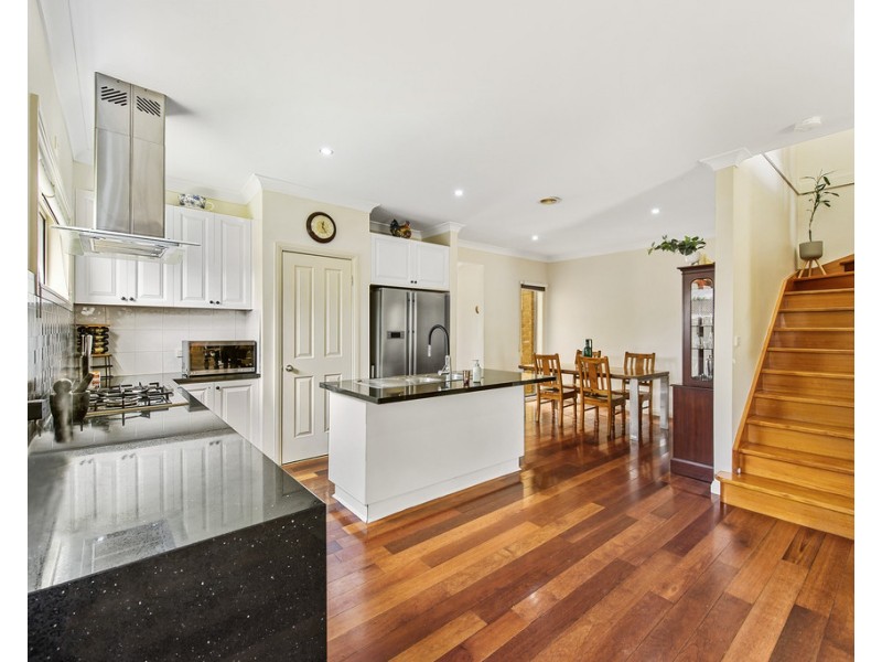 30 Cunningham Chase, Burnside Heights VIC 3023