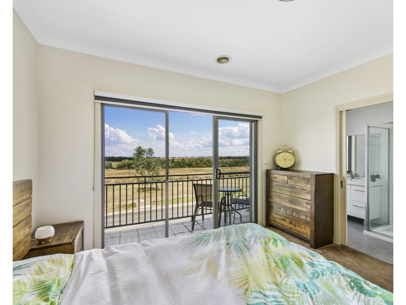 30 Cunningham Chase, Burnside Heights VIC 3023