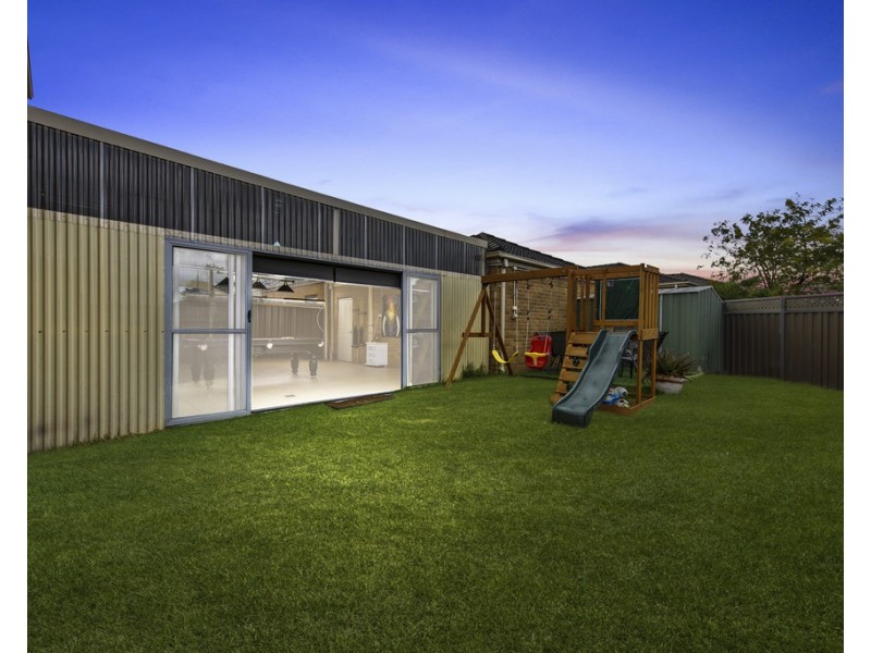 30 Cunningham Chase, Burnside Heights VIC 3023