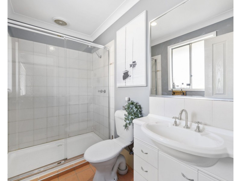 2/330 Sydenham Road, Sydenham VIC 3037