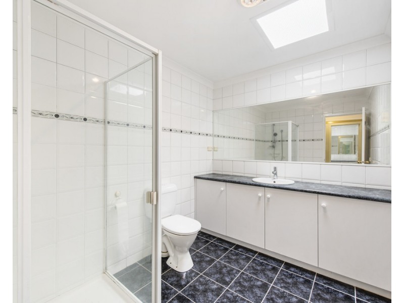 11 Balam Green, Sydenham VIC 3037