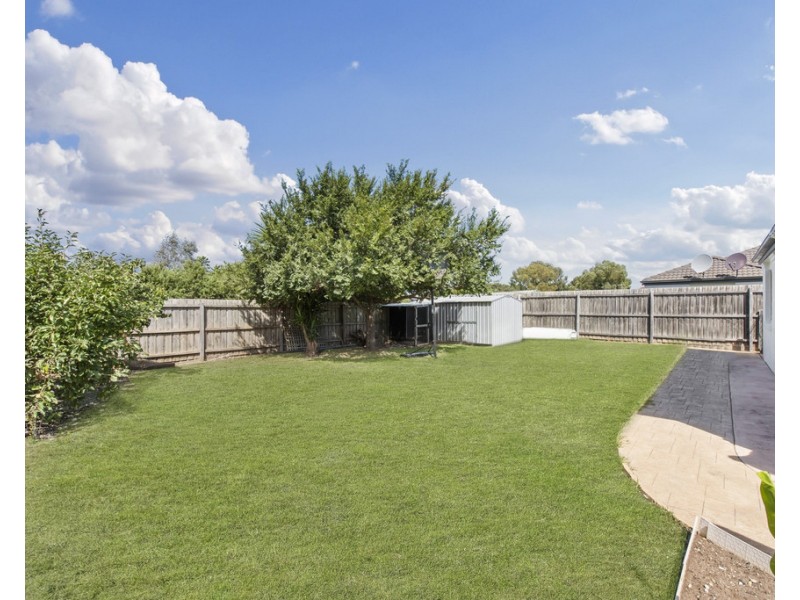 11 Balam Green, Sydenham VIC 3037