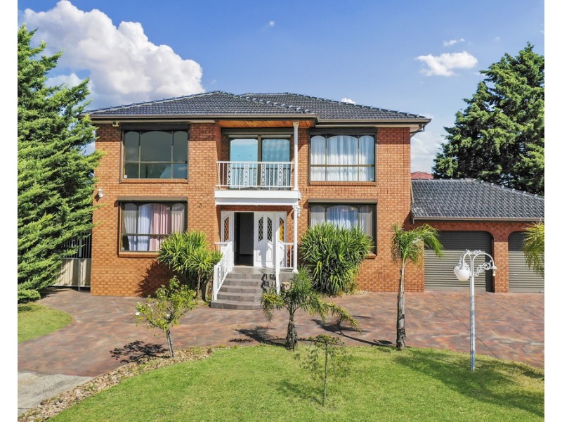 3 Beckwith Court, Taylors Lakes VIC 3038