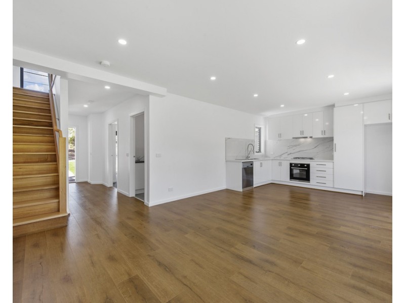 1/34 Albert Road, Sydenham VIC 3037