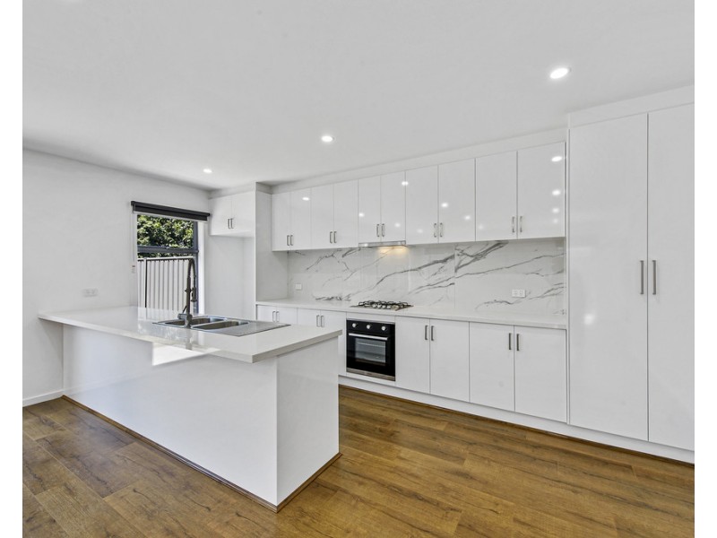 4/34 Albert Road, Sydenham VIC 3037