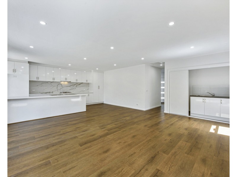 4/34 Albert Road, Sydenham VIC 3037