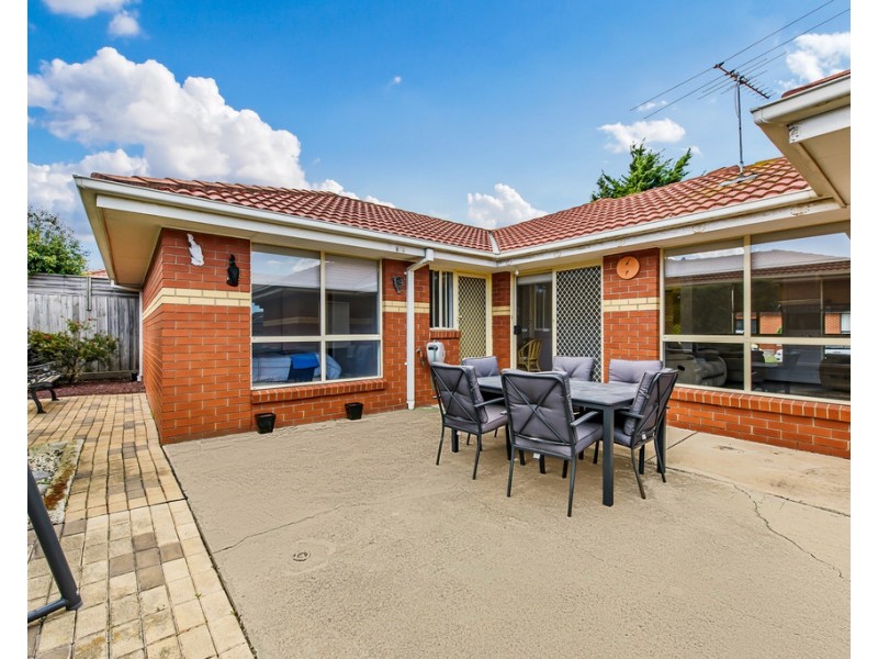 47 Oarsome Drive, Delahey VIC 3037