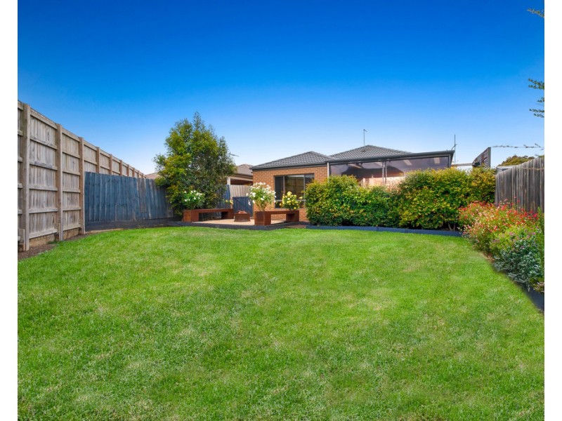 1 Synergy Court, Taylors Hill VIC 3037
