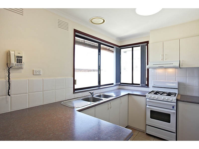 4 Barina Close, Keilor Downs VIC 3038