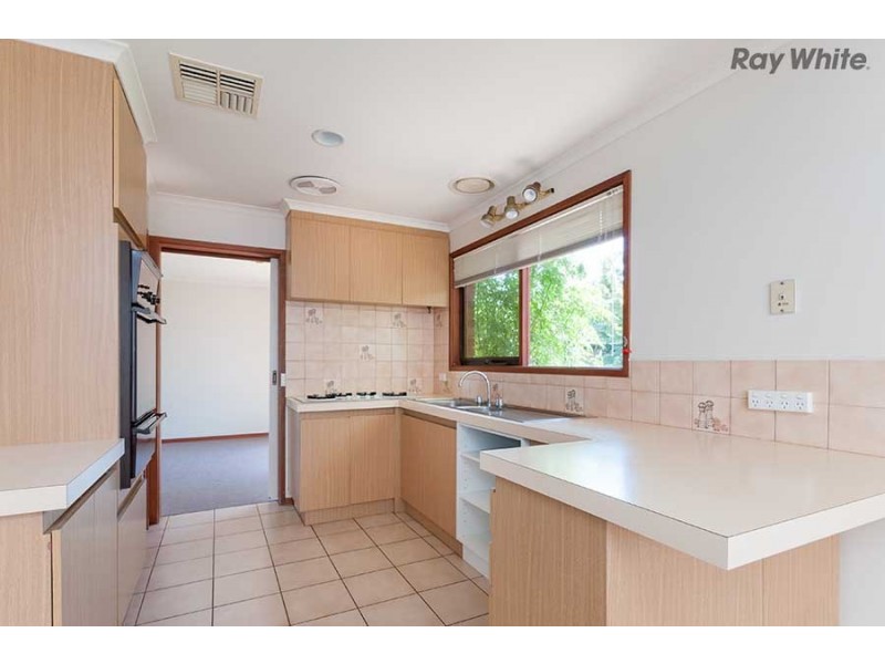 18 Barbary Crescent, Taylors Lakes VIC 3038