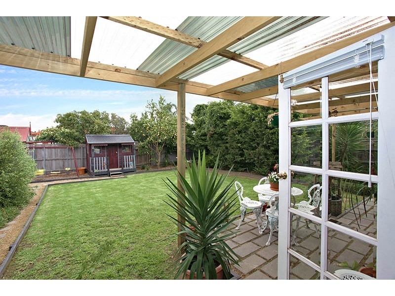 5 Catherine Drive, Hillside VIC 3037