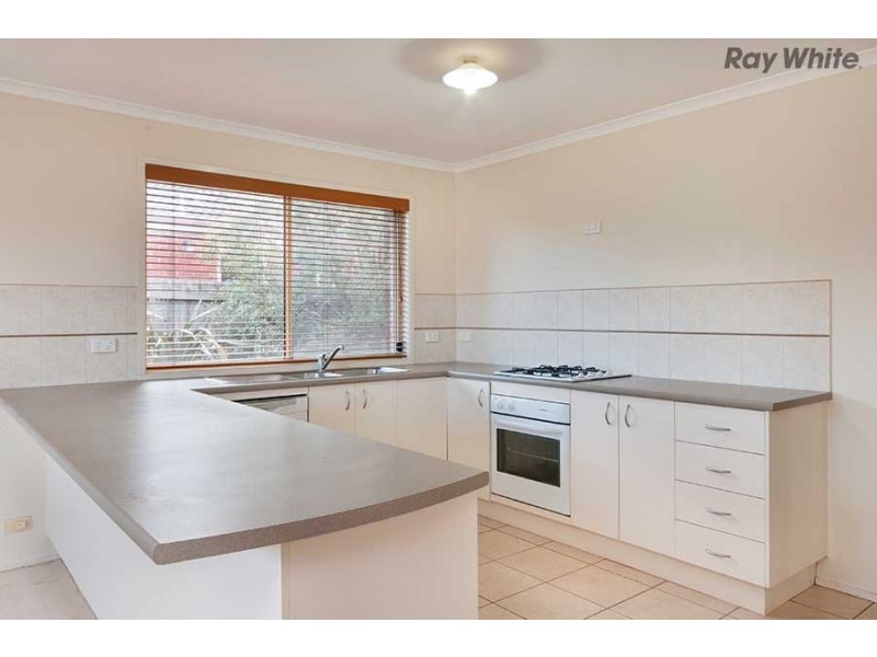 3 Sunrise Drive, Hillside VIC 3037