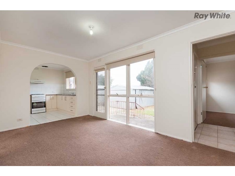 27 Camdale Parade, St Albans VIC 3021