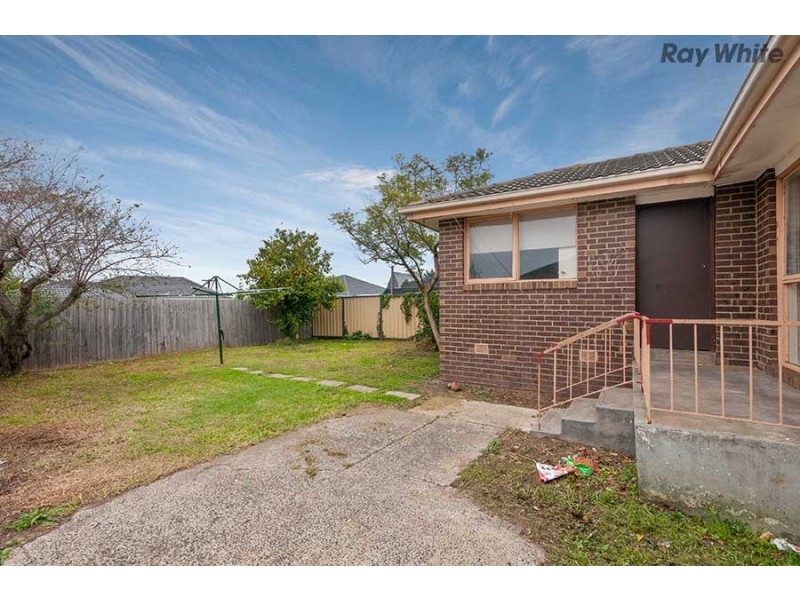 27 Camdale Parade, St Albans VIC 3021