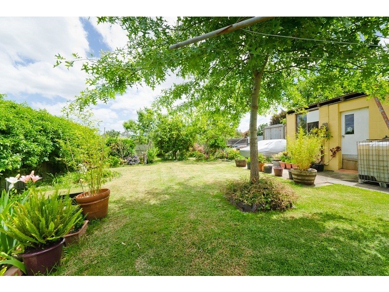 11 Broadmeadows Road, Tullamarine VIC 3043