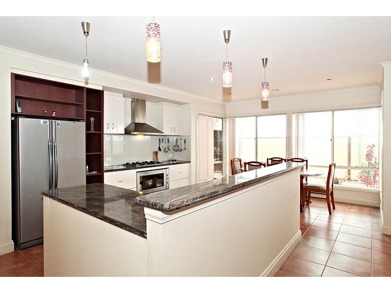 41 Webbs Avenue, Taylors Hill VIC 3037