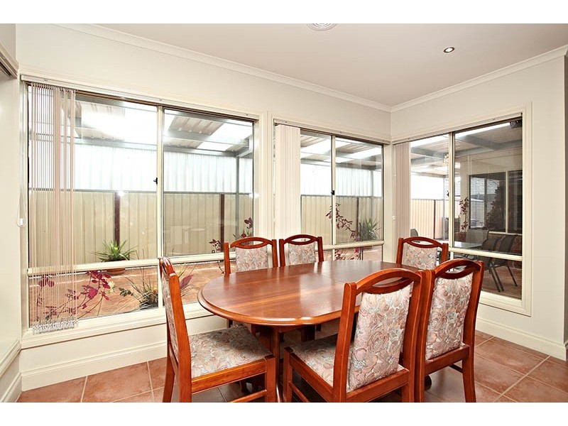 41 Webbs Avenue, Taylors Hill VIC 3037