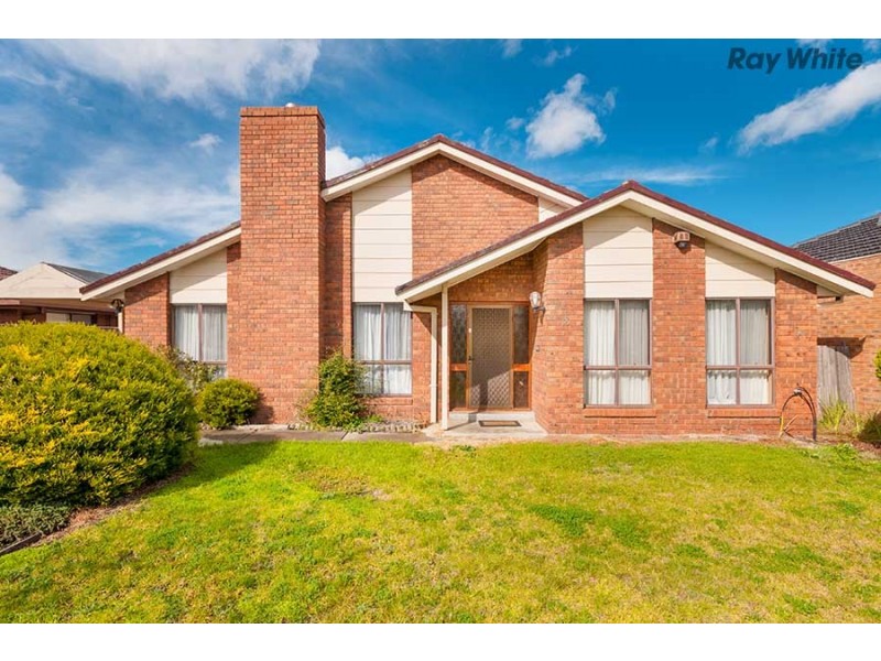 18 Morris Drive, Keilor Downs VIC 3038