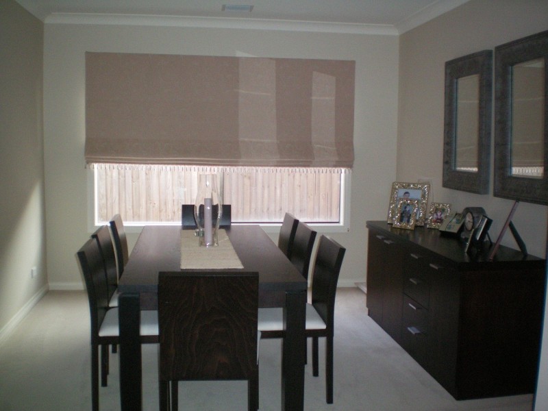Taylors Hill VIC 3037