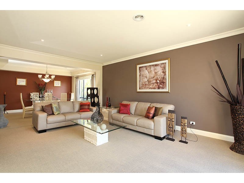 29 Bramshaw Crescent, Hillside VIC 3037