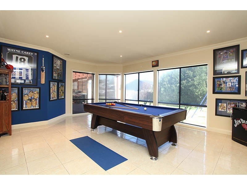 29 Bramshaw Crescent, Hillside VIC 3037