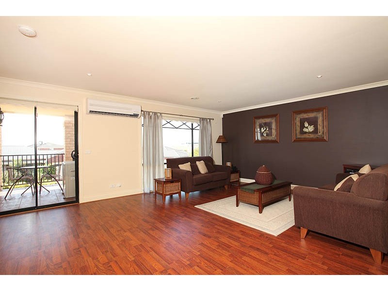 29 Bramshaw Crescent, Hillside VIC 3037