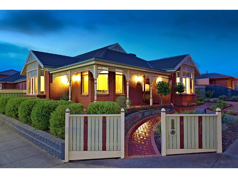 17 Wolviston Avenue, Hillside VIC 3037