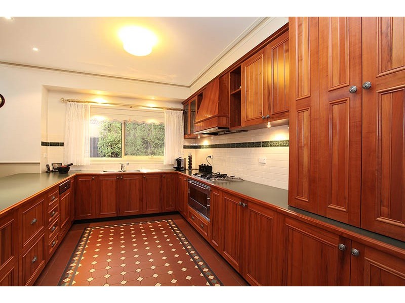 17 Wolviston Avenue, Hillside VIC 3037