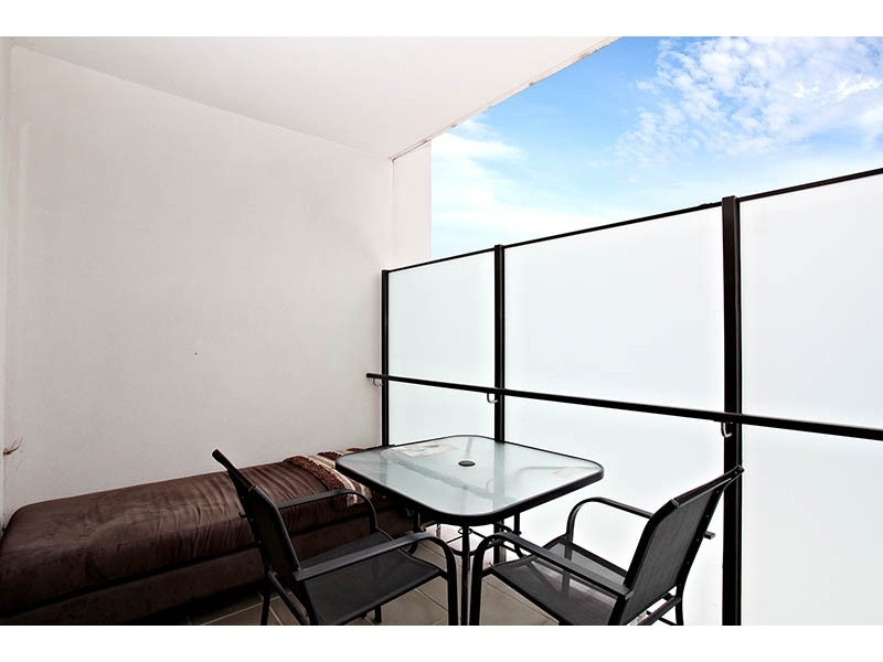 Apartment 10 21 – 29 Trickey Avenue, Sydenham VIC 3037