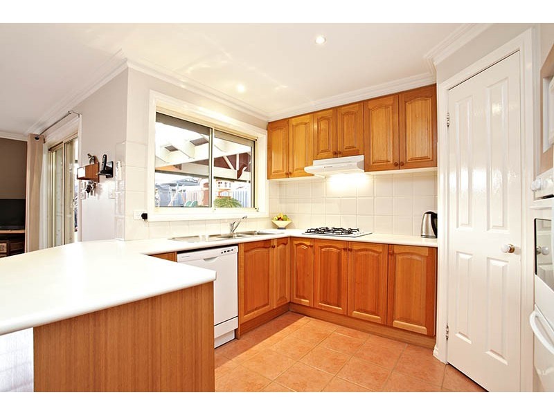 5 Balaka Ct, Delahey VIC 3037