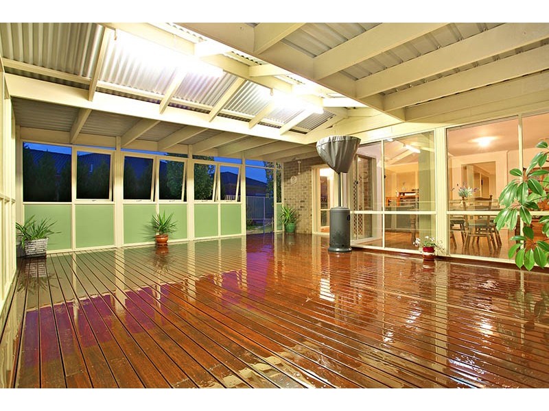 63 The Regency, Hillside VIC 3037