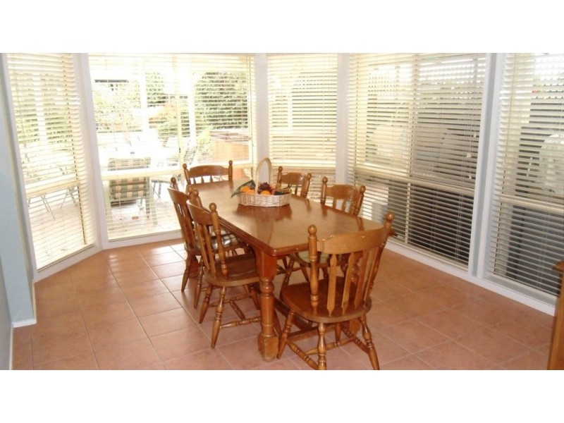 7 Lyell Place, Taylors Lakes VIC 3038