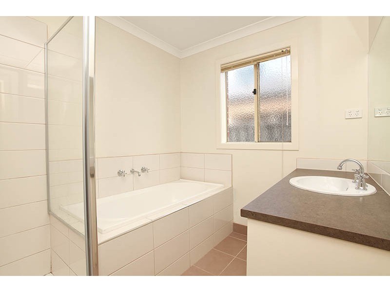 5 Gembrook Street, Wyndham Vale VIC 3024
