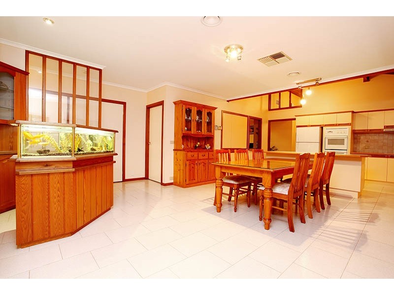 12 Malster Court, Keilor Downs VIC 3038