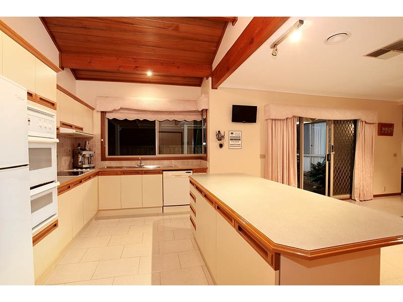 12 Malster Court, Keilor Downs VIC 3038