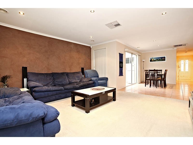 3 Monie  Place, Hillside VIC 3037