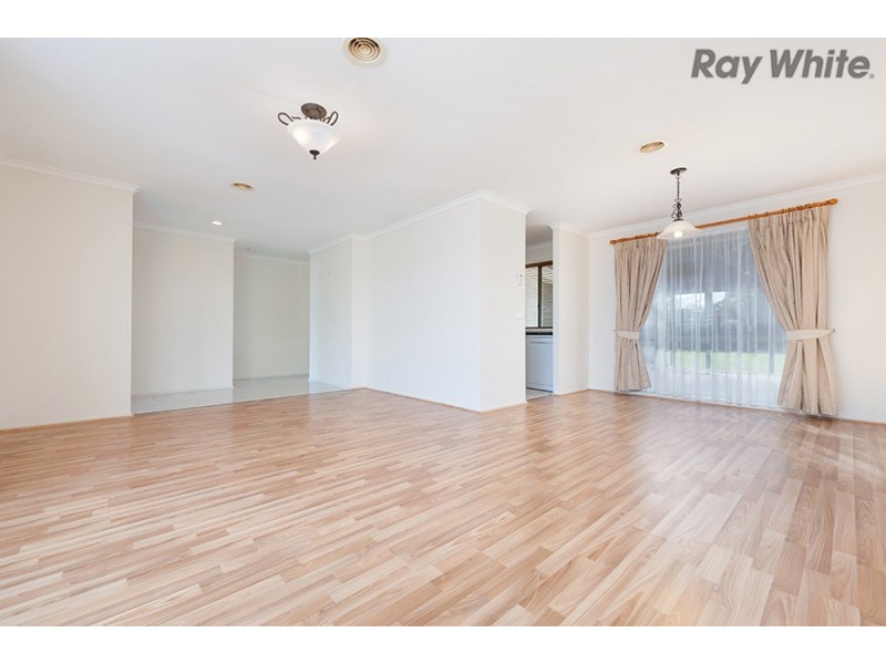 13 Sica Court, Sydenham VIC 3037