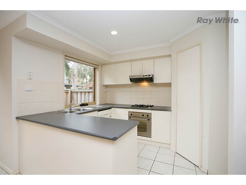 1/215 Betula Avenue, Mill Park VIC 3082