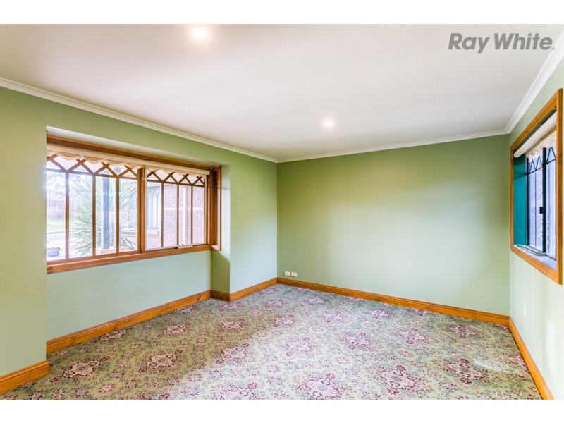 2 Nottingham Way, Sydenham VIC 3037