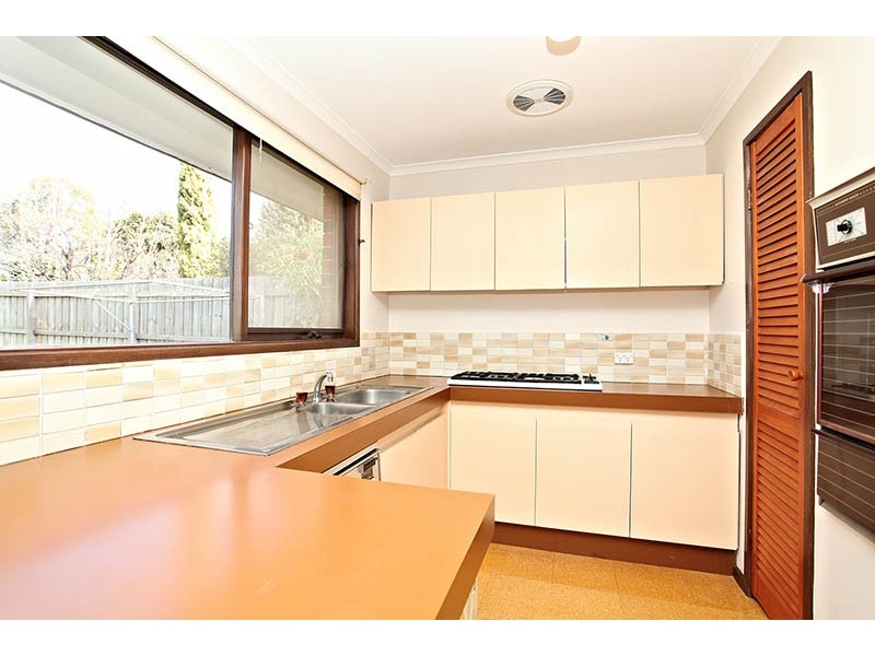 19 Wyperfeld Avenue, Taylors Lakes VIC 3038